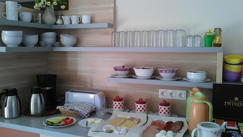 Szilvia Gastehaus Acomodação com café da manhã Bük Exterior foto